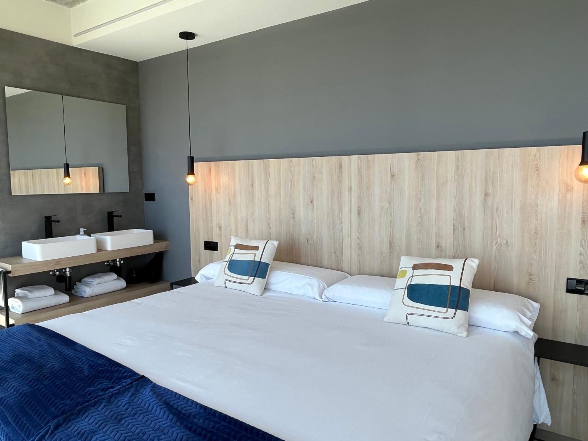 Hospedium Hotel Devalar Do Mar Camariñas 외부 사진